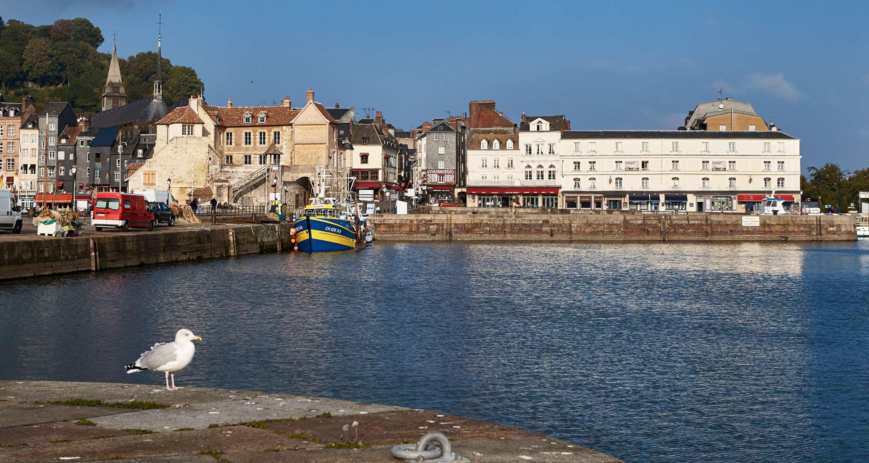 Best Western Le Cheval Blanc -Vue Sur Le Port-Plein Centre Ville Honfleur Ngoại thất bức ảnh